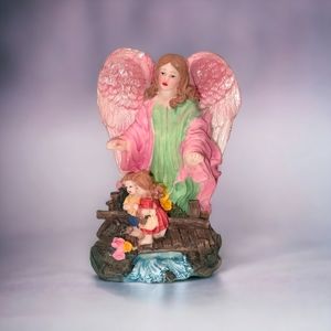 🍄GIFT COLLECTION Resin Guardian Angel Figurine